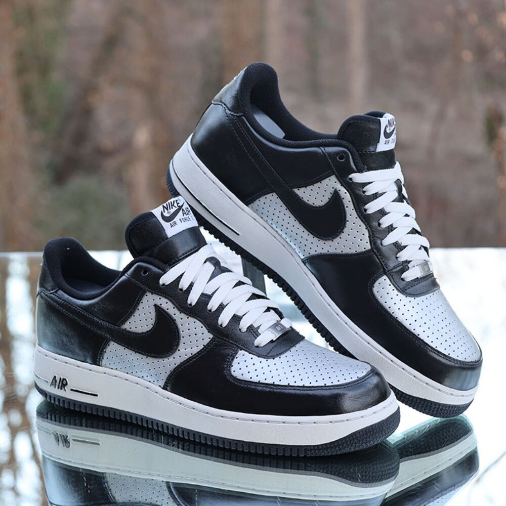 Nike Air Force 1 Low Metallic Silver 2009